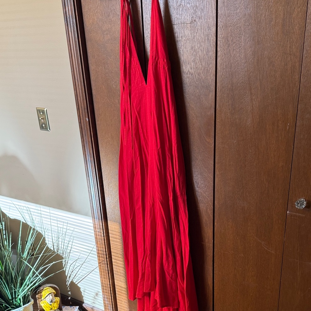 Chic Backless Red Dress